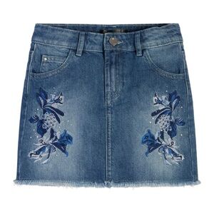 Guess Kid’s Blue Floral
Embroidered Denim Mini Skirt Size 10